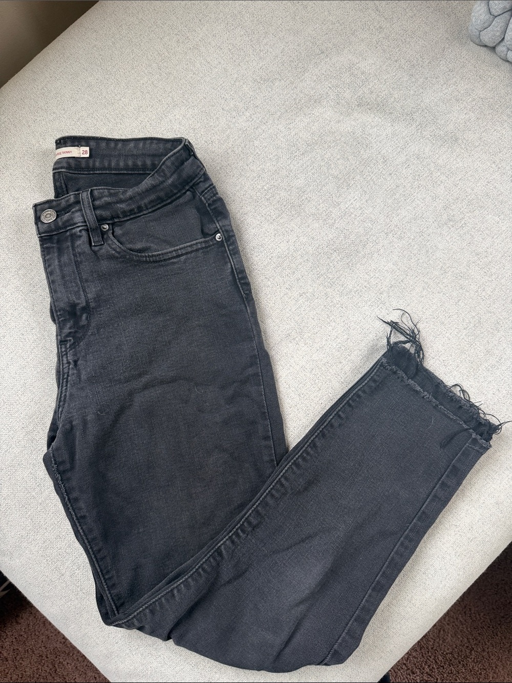 Levi's Black High-Rise Skinny Jeans with Frayed Hem